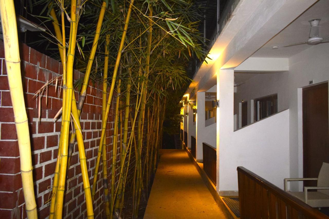 Kayan!V Resort Mandrem Ngoại thất bức ảnh